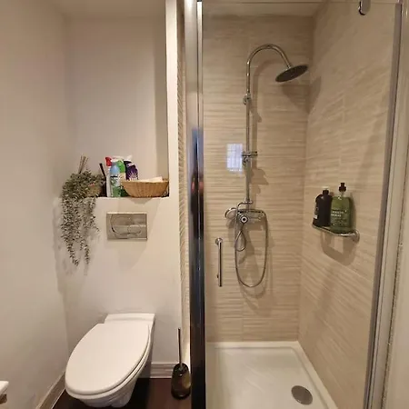 2 Pieces Hyper Centre *